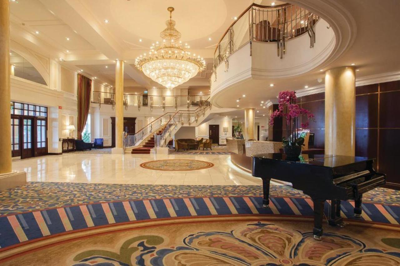 Knightsbrook Hotel & Golf Resort トリム エクステリア 写真